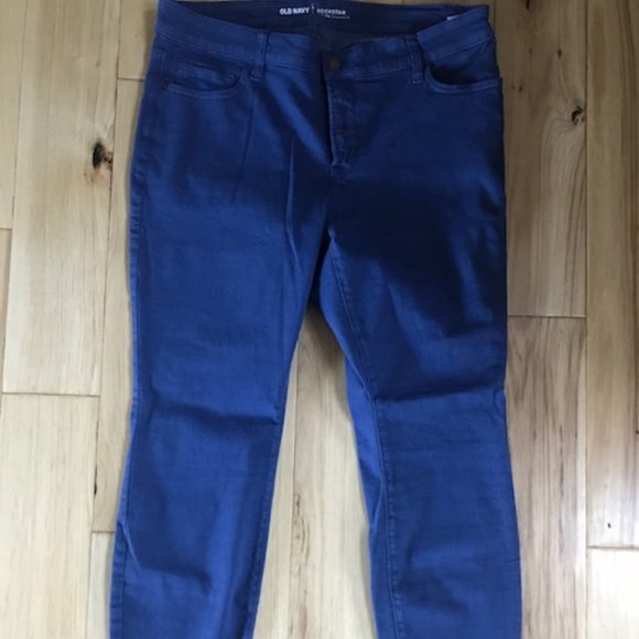 2/$12 Old Navy Rockstar High Rise Jeans NWOT